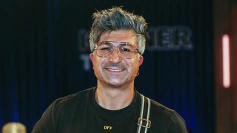 Chico lüftet nach Millionen.